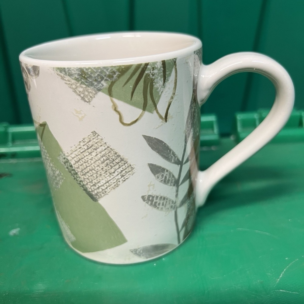 Set of 2 Vintage Corelle Coordinates Textured Leaves Stoneware Coffee Mugs Cups